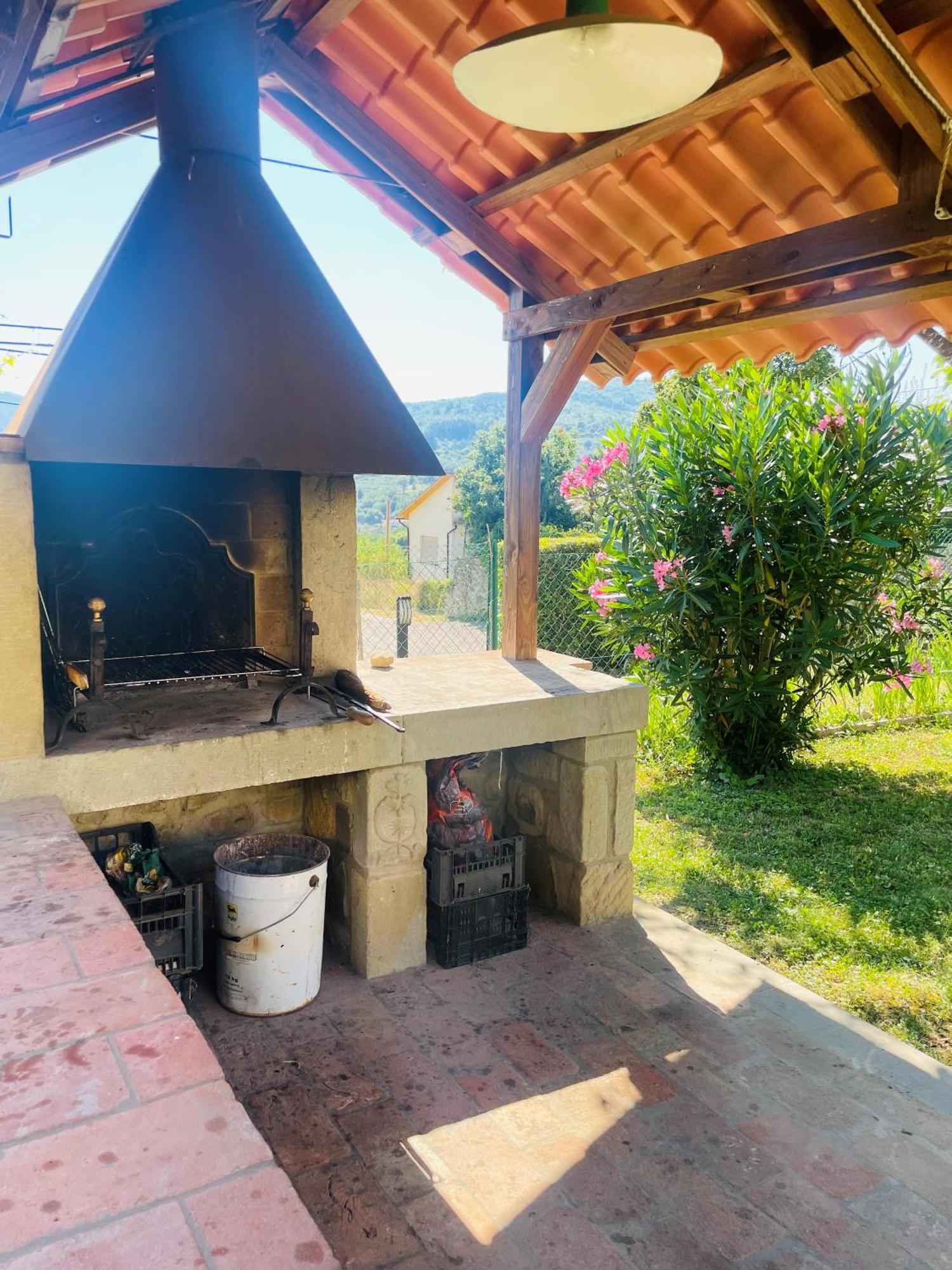Willa “Da Paolino” Borgo alla Collina Zewnętrze zdjęcie